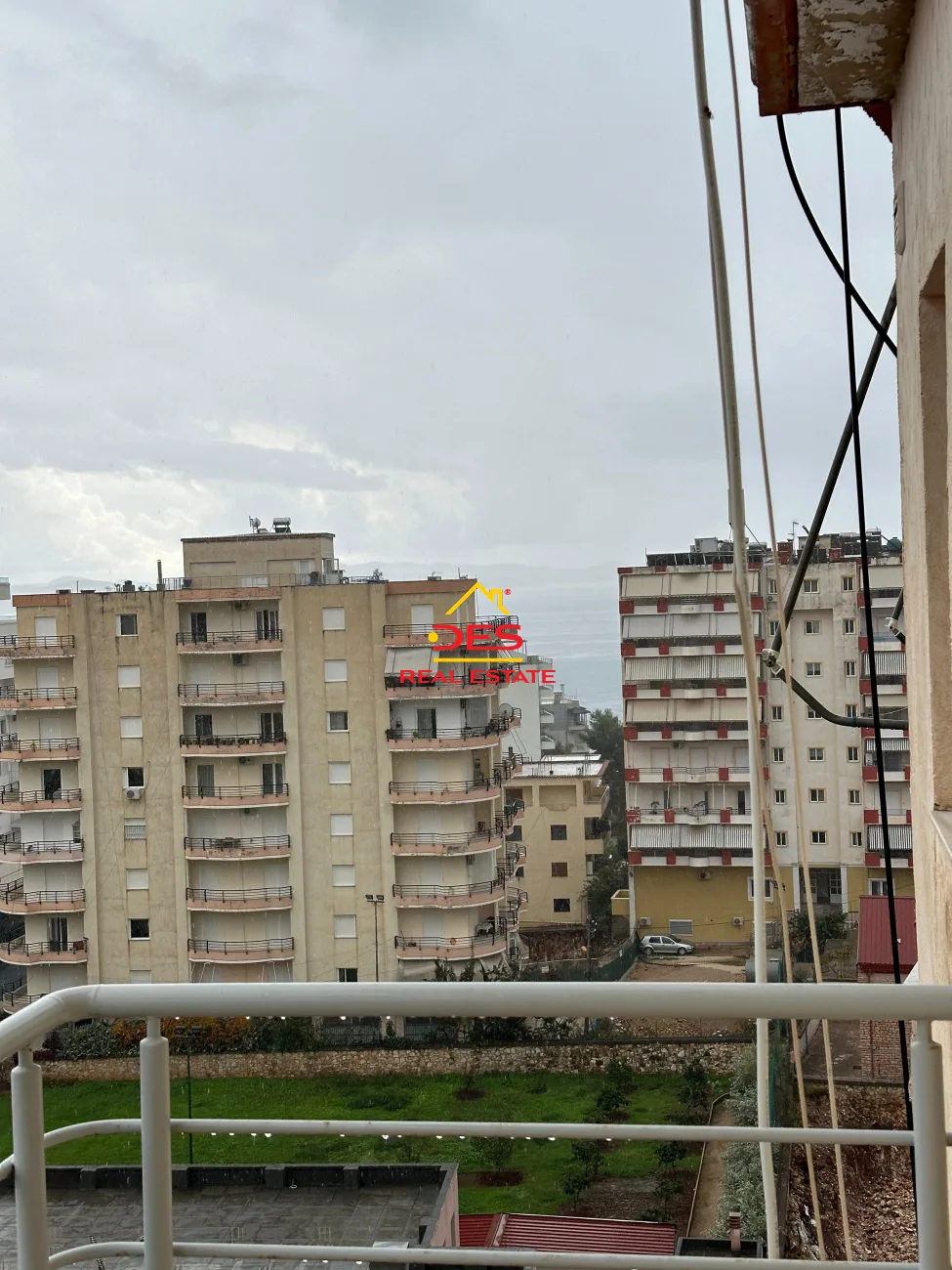 SHITET APARTAMENT 3+1+3 NË SARANDË 📍 Pranë Stadiumit të qytetit