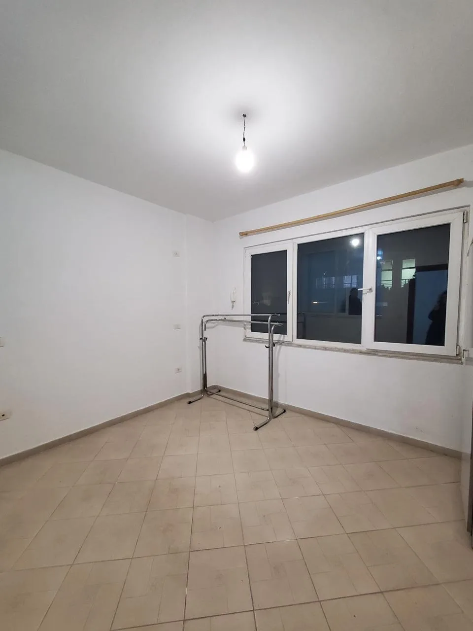 Apartament me qera 2+1 ne Fresk (ID B220588) Tirane
