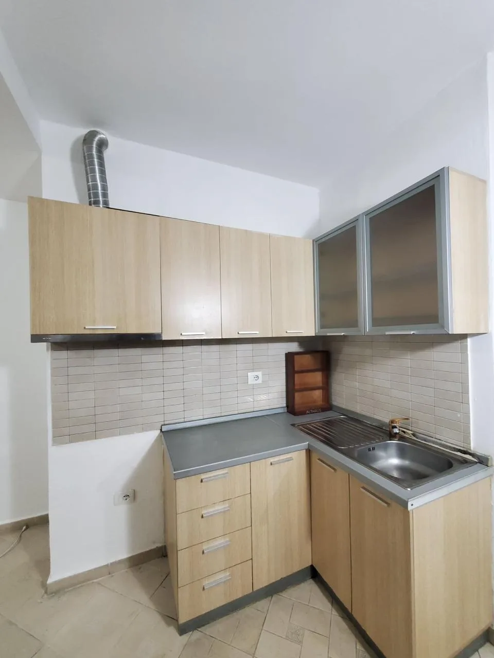 Apartament me qera 2+1 ne Fresk (ID B220588) Tirane