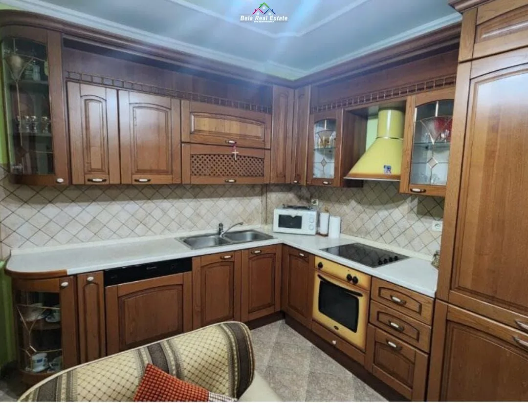 Apartament Me Qera 1+1 Tek Rruga e Kavajes (ID B210975) Tirane