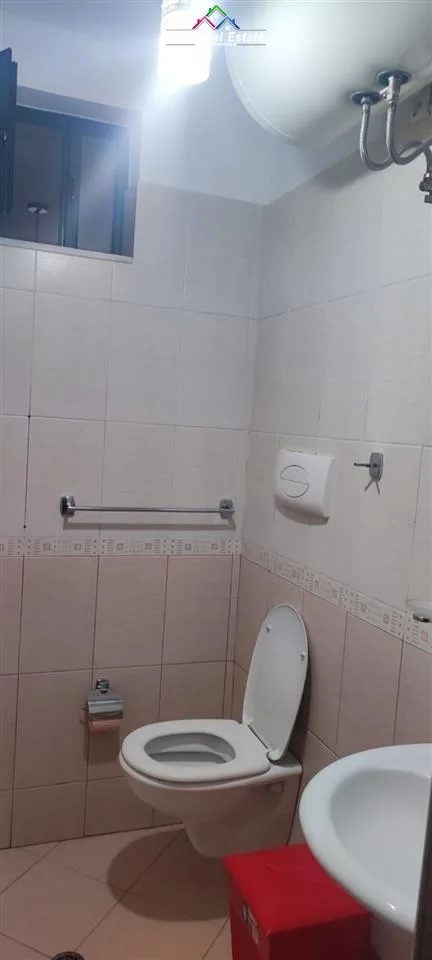 Apartament Me Qera 1+1+2 Ne Bllok (ID B211270) Tirane.