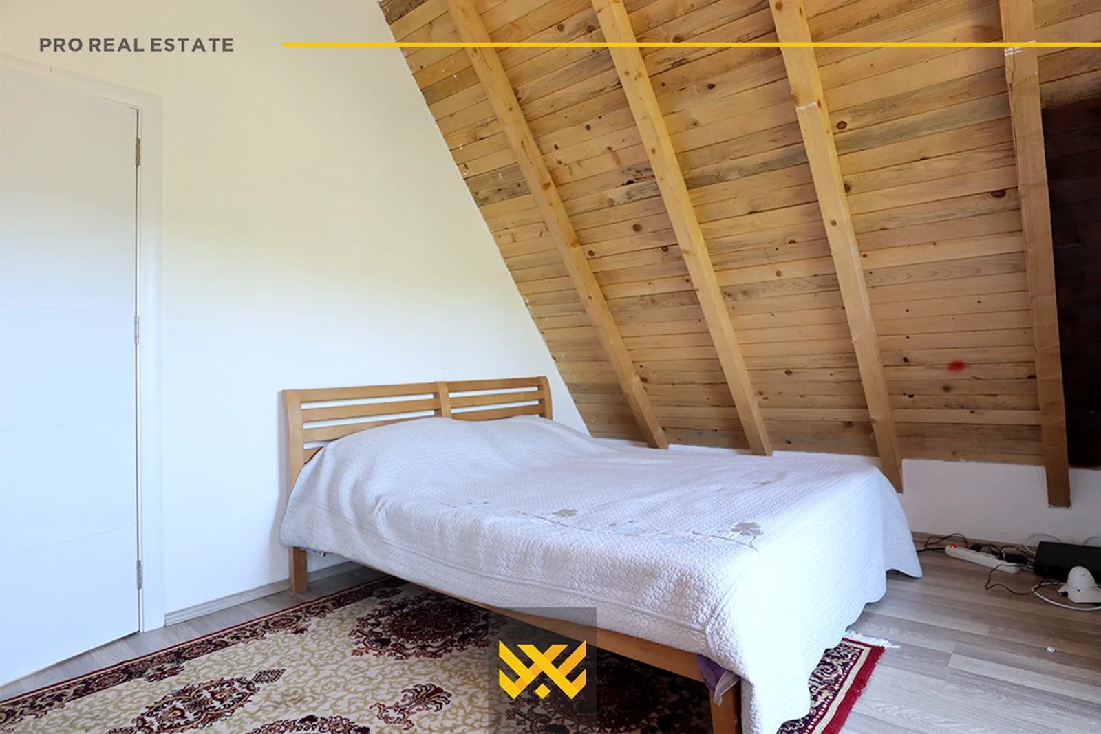 Vilë 105m² në #SHITJE në Novobërdë.