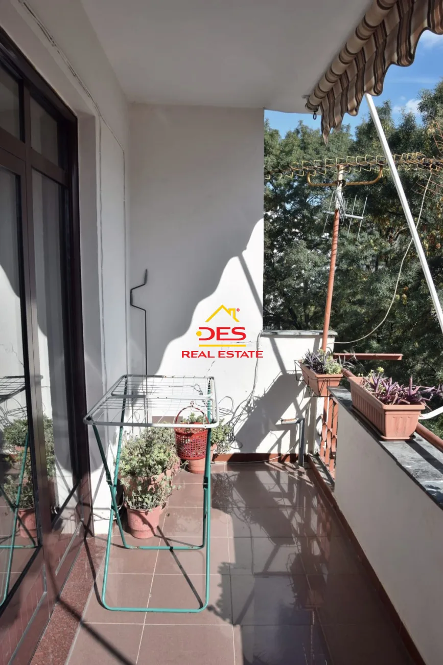 Jepet me qira apartament 2+1 pranë bllokut,tiranë