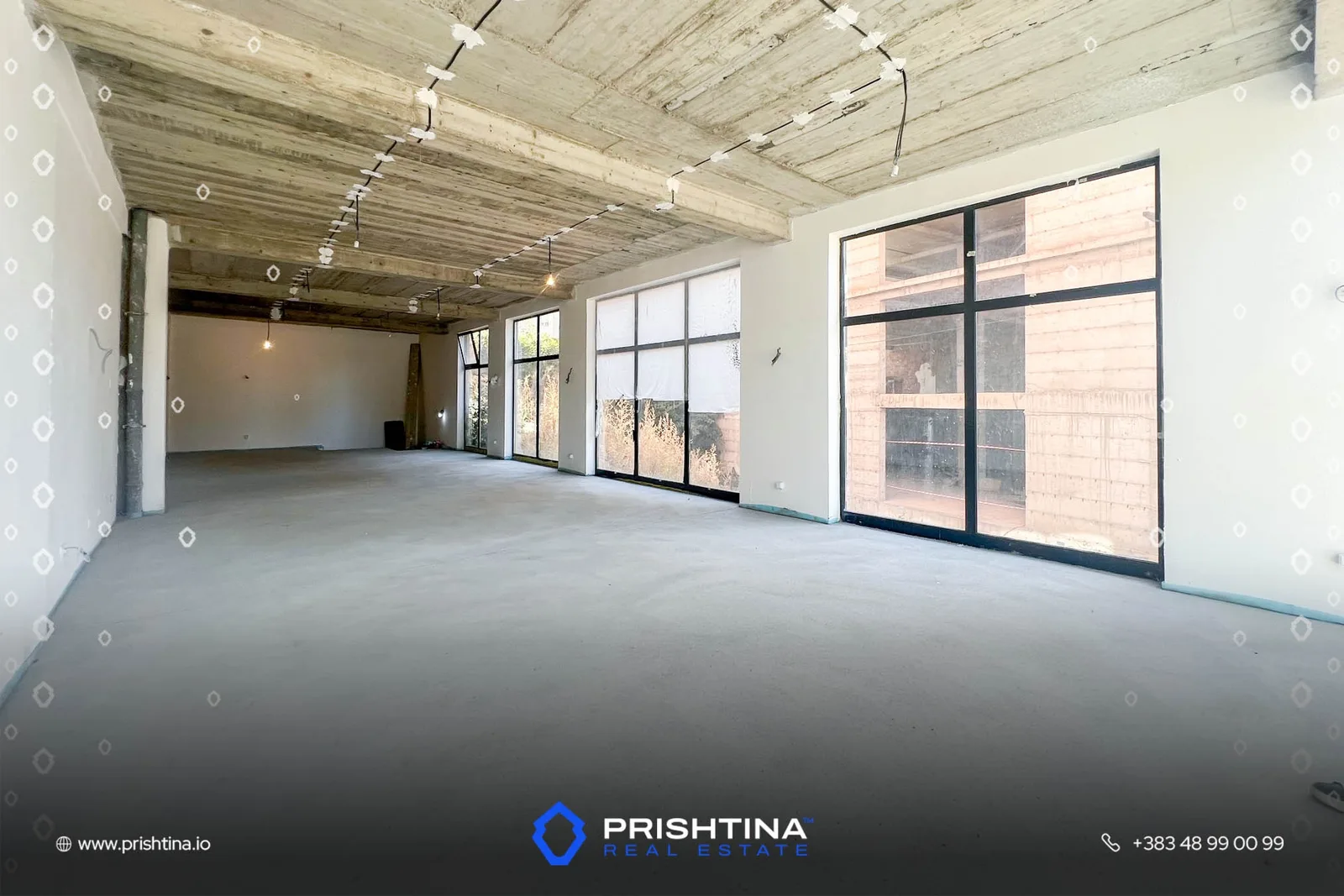 Lokal me qira 220m² te Rruga B