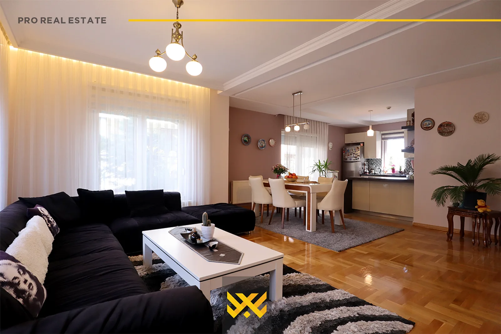 Shtëpi 633m² në #SHITJE në Veternik.