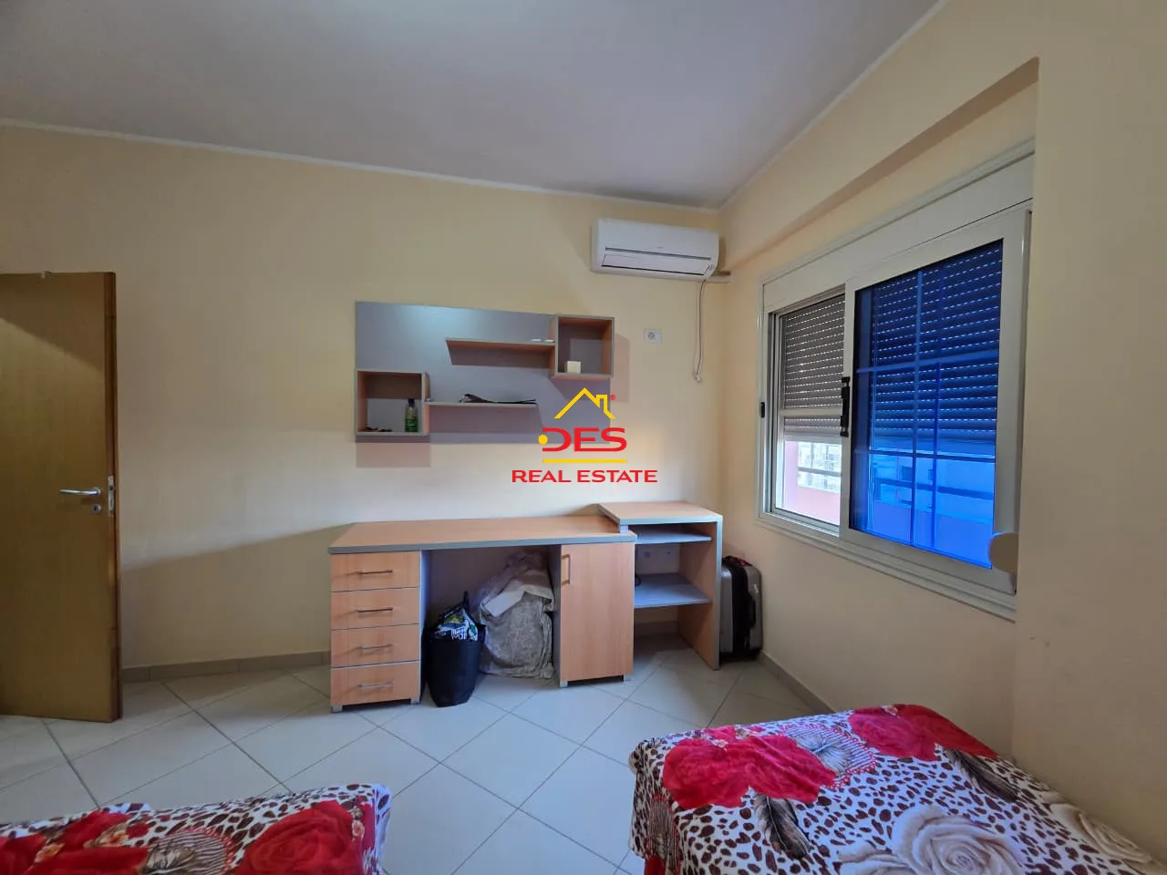 Jepet me qira apartament 2+1 pranë kishës ortodokse, vlorë.