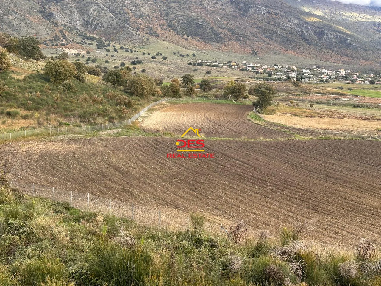 Shitet tokë – are në tragjas, vlorë.