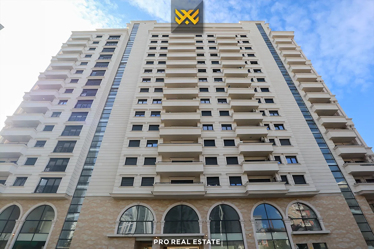 Banesë Penthouse 105.94m² + 31.8m² për #SHITJE në Tophane