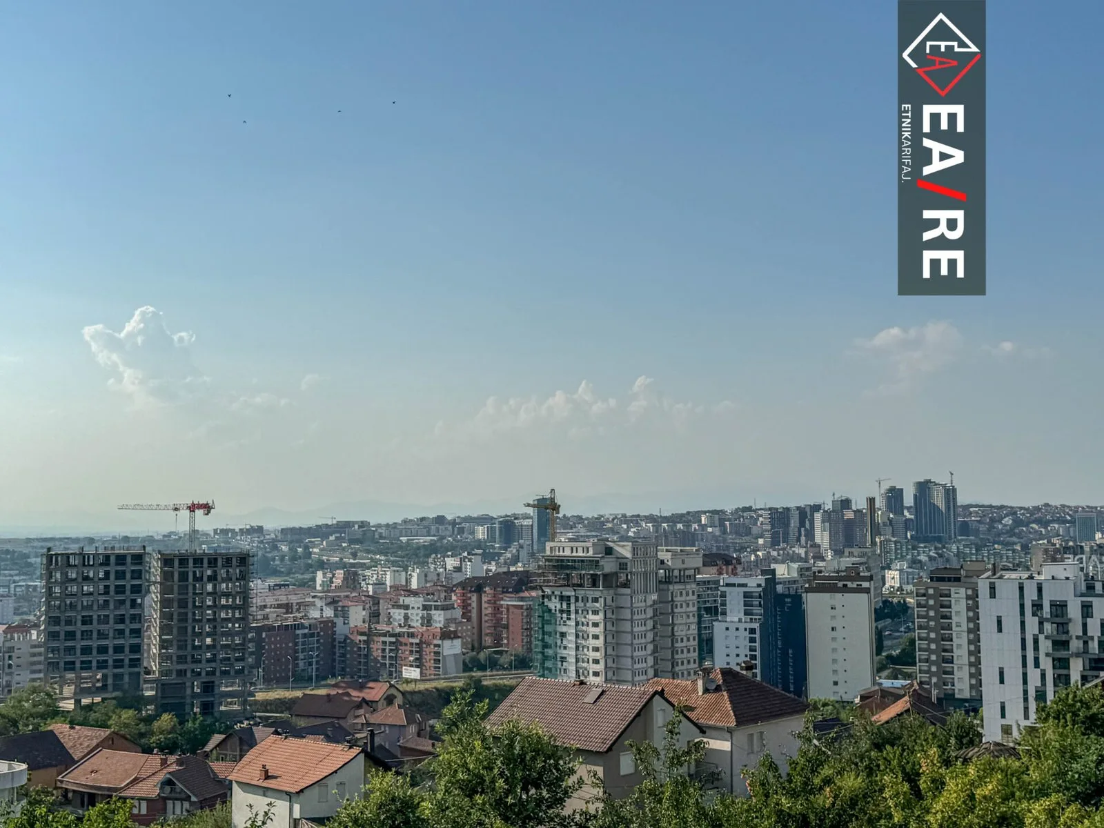 HAPSIRË ZYRE ME QIRA NË VETERNIK!