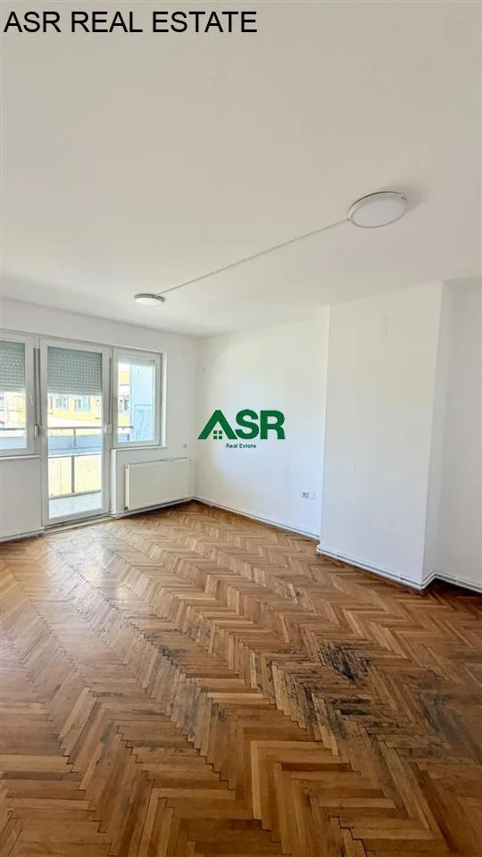 #ID:4247 Banesë-Zyre  60m2 me #qira në lagjen qender