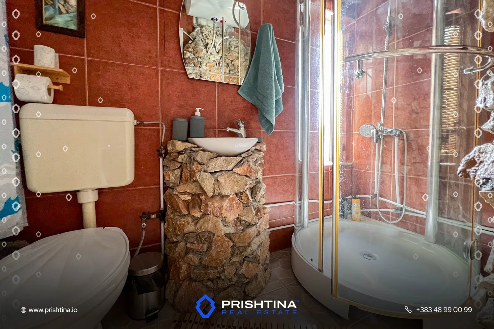 Shtëpi me qira 300m² + 3 ari oborr në Mati 1