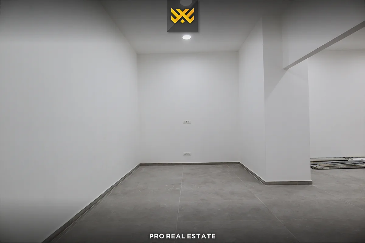 Lokal - Zyrë 91m² me #QIRA në Lakrishtë.