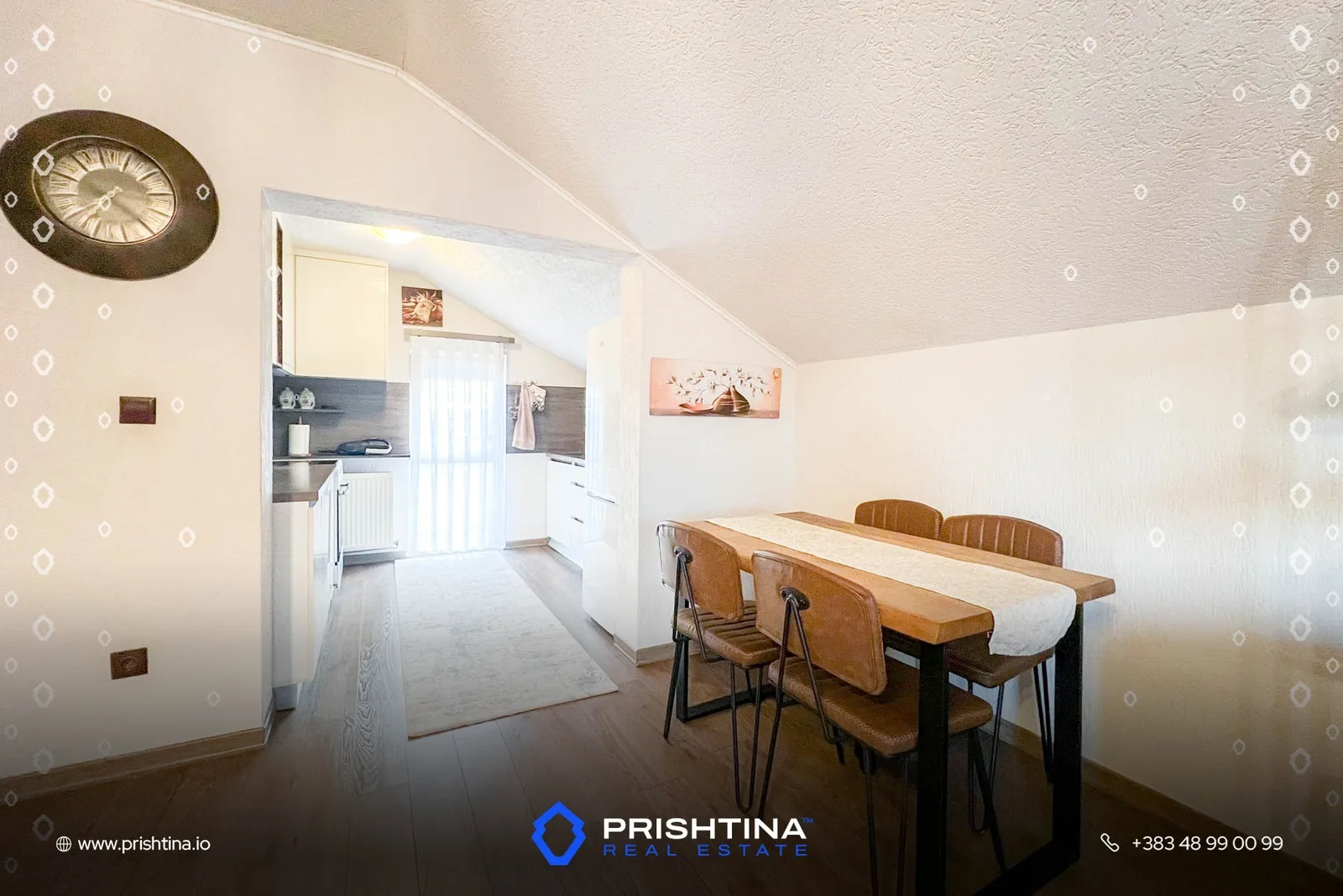 Kat shtëpie me qira 72m² në Emshir