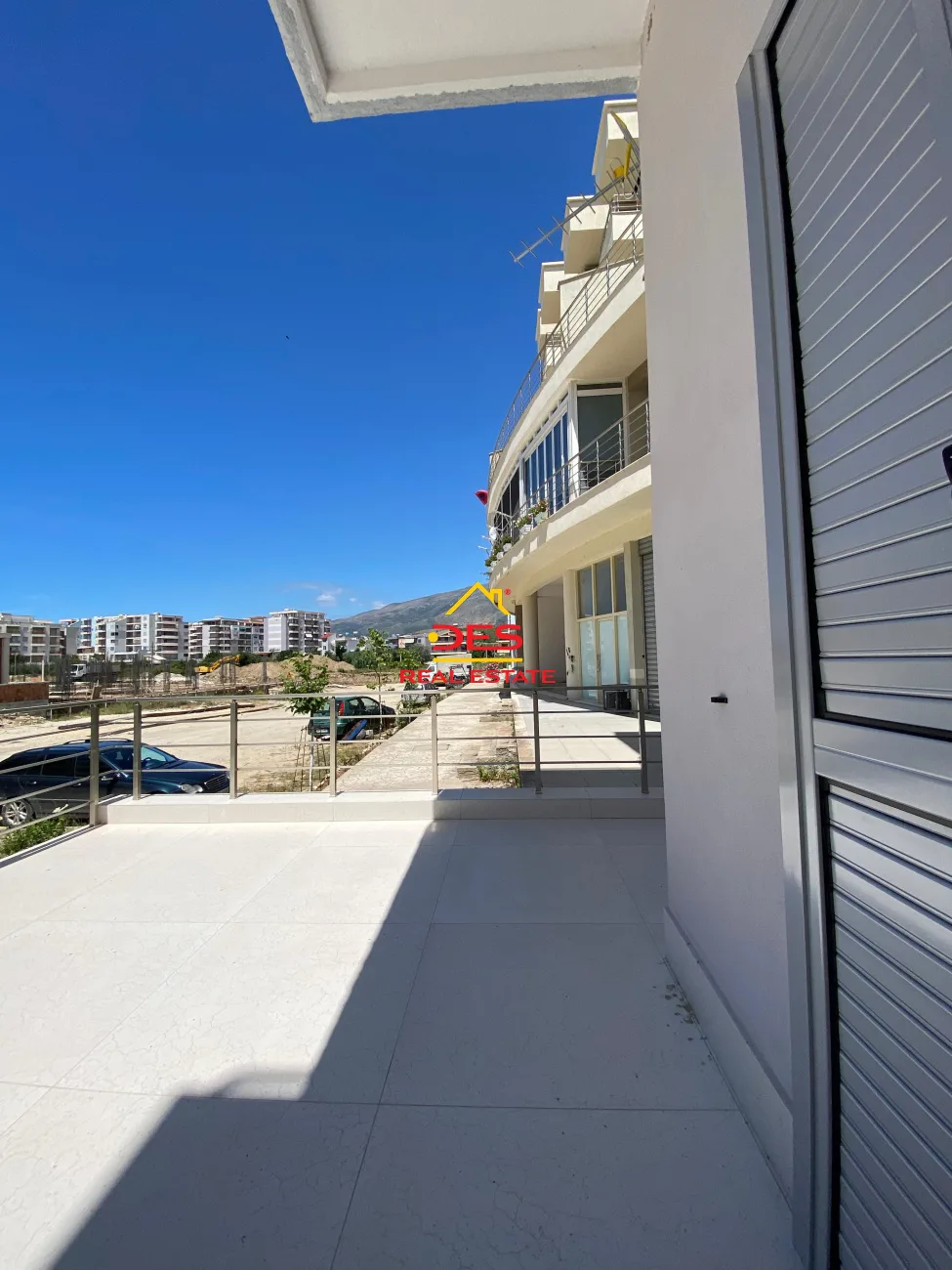 Shitet apartament 1+1 në qëndër,orikum