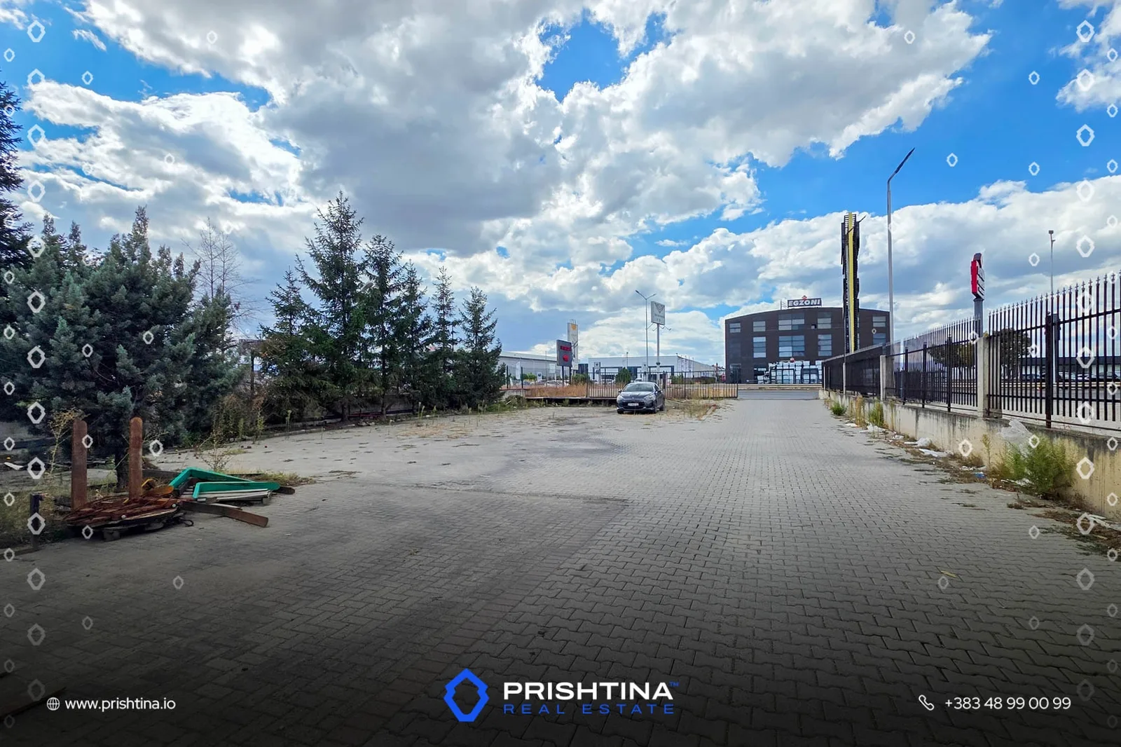 Objekt me qira 950m² në Llapllasellë