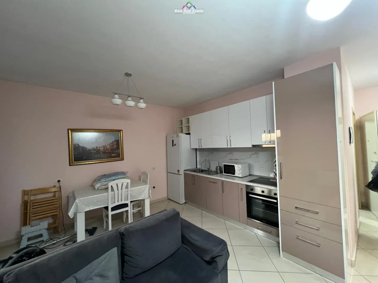 Apartament Me Qera 1+1 Tek Zogu i Zi (ID B2101313) Tirane