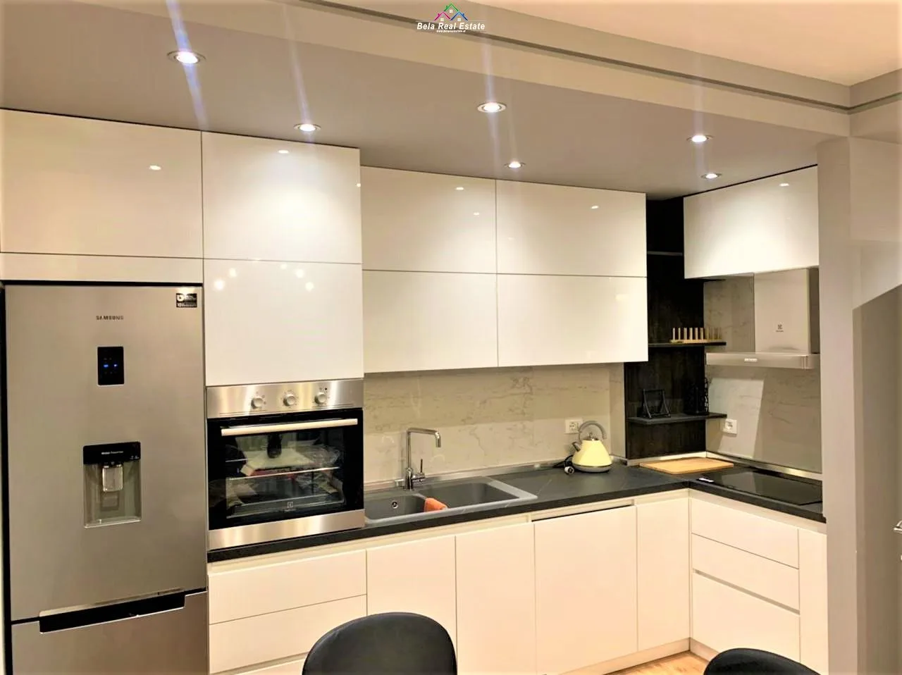Apartament Me Qera 2+1 Tek 21 Dhjetori (ID B220965) Tirane.