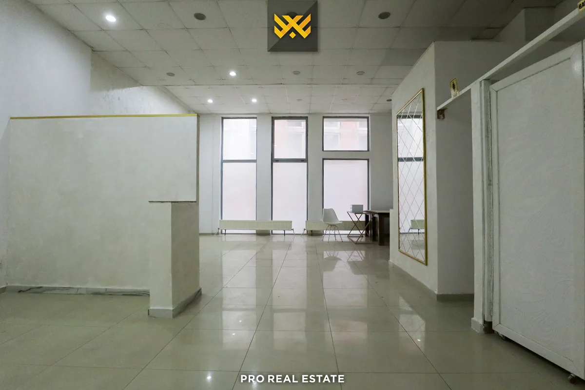 Lokal 100m² për #SHITJE në Tophane