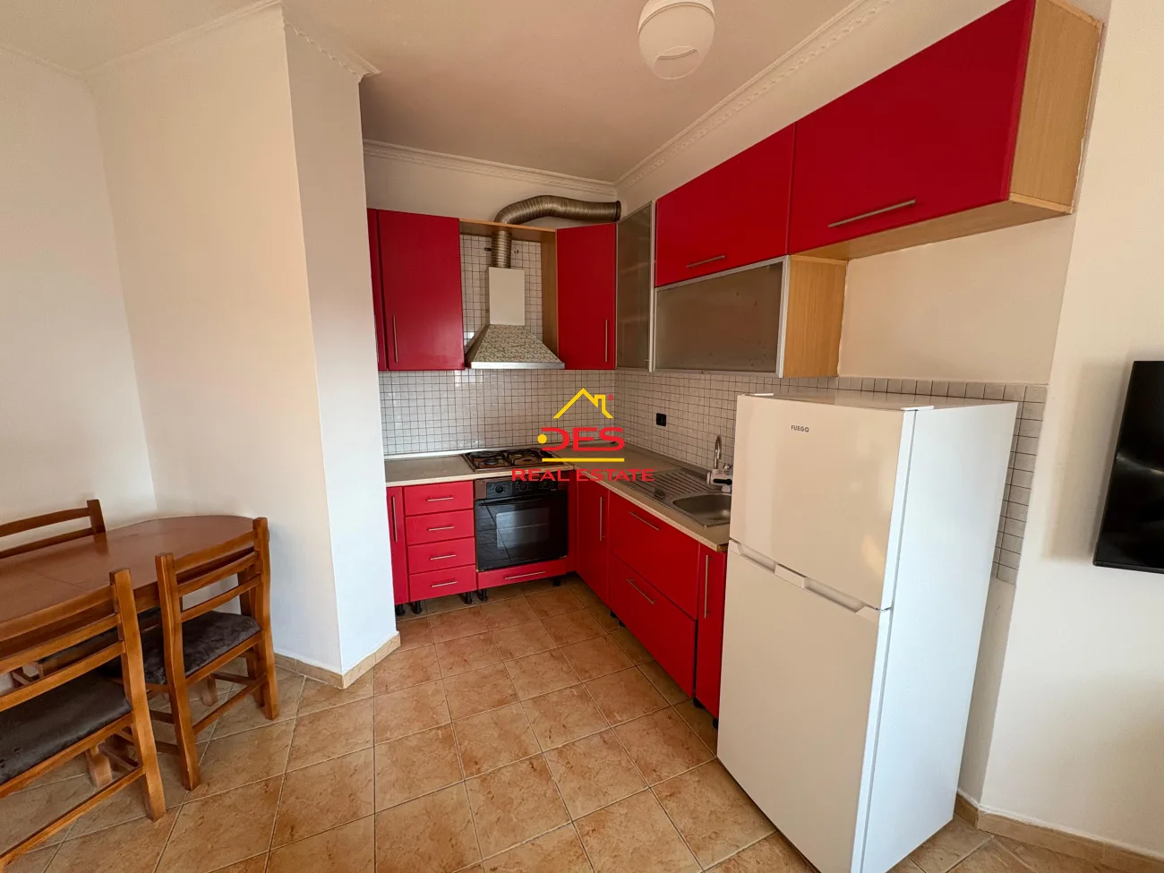 Jepet me qira apartament 2+1 te aleksandria, vlorë