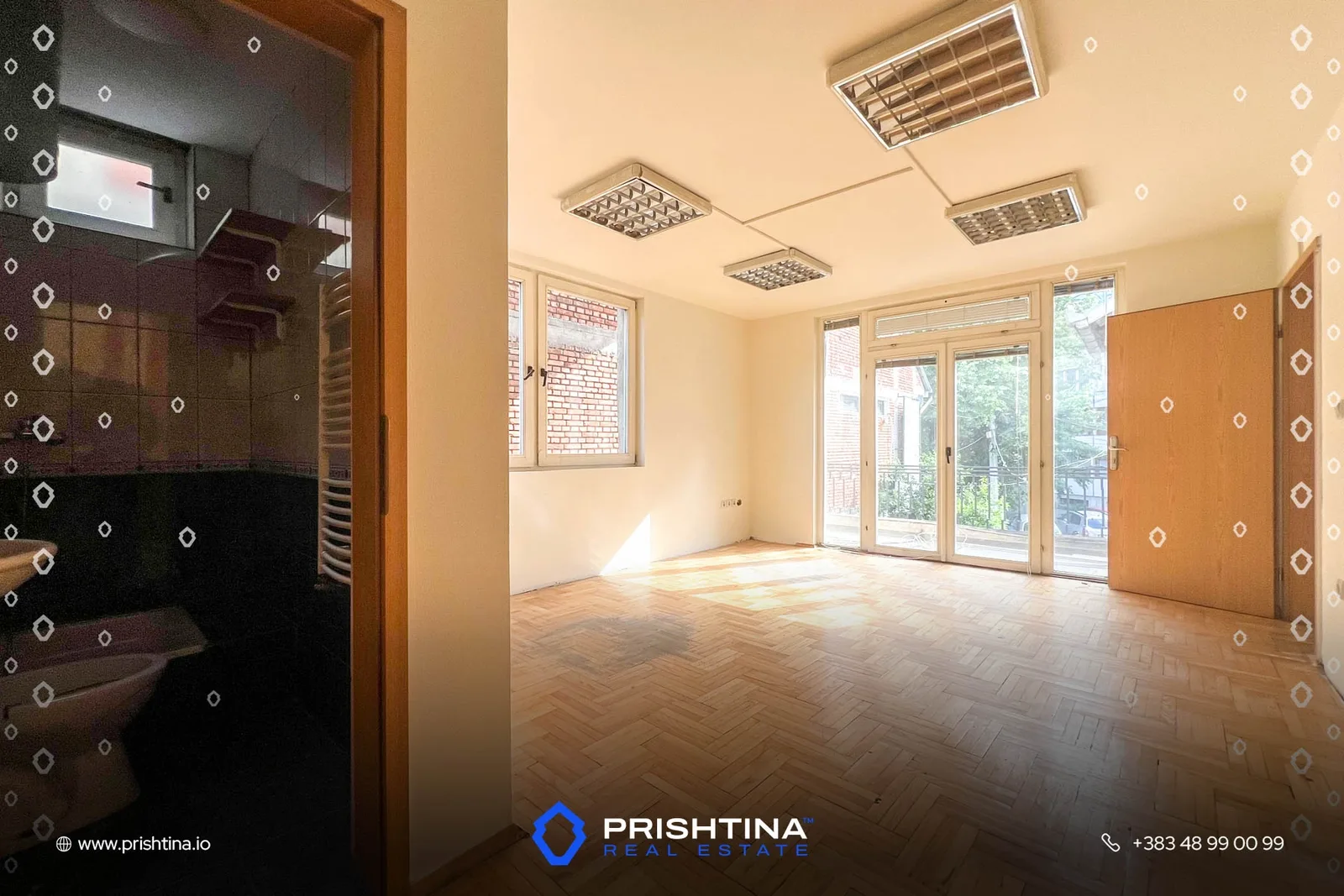 Shtëpi me qira 200m² në Pejë
