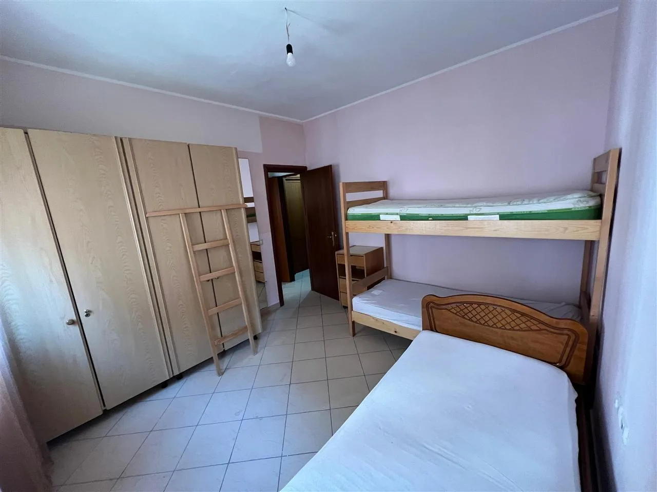 Apartament Me Qera 1+1 tek 5 Maji (ID B2101180) Tirane
