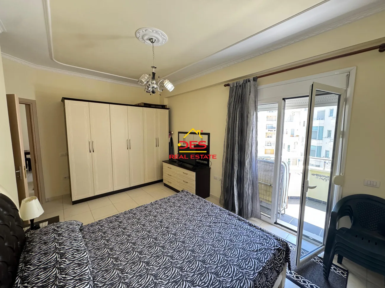 JEPET ME QIRA APARTAMENT 1+1 NË LUNGOMARE ,VLORË 📍 Bar Taushani