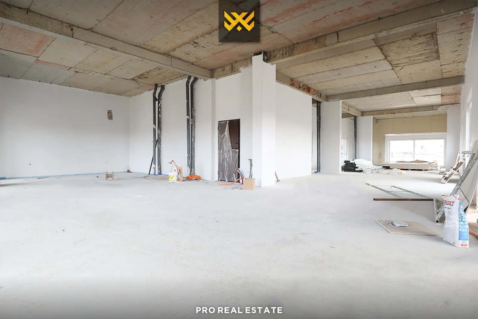 Banesë – Penthouse 237.83m² në #SHITJE në Rrugën C.