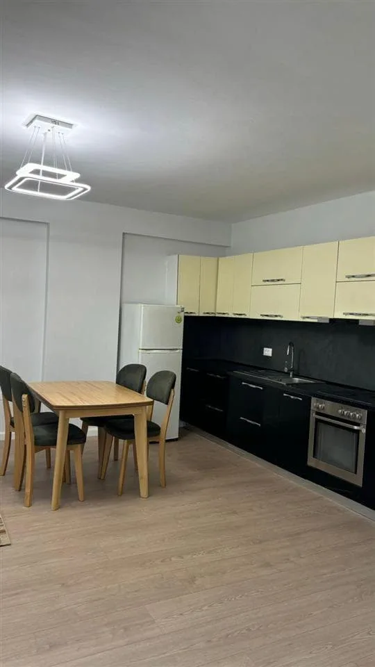 Apartament Me Qera 1+1 Tek 5 Maji (ID B2101156) Tirane.