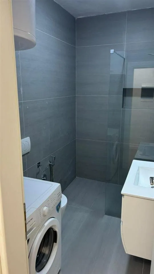 Apartament Me Qera 1+1 Tek 5 Maji (ID B2101156) Tirane.
