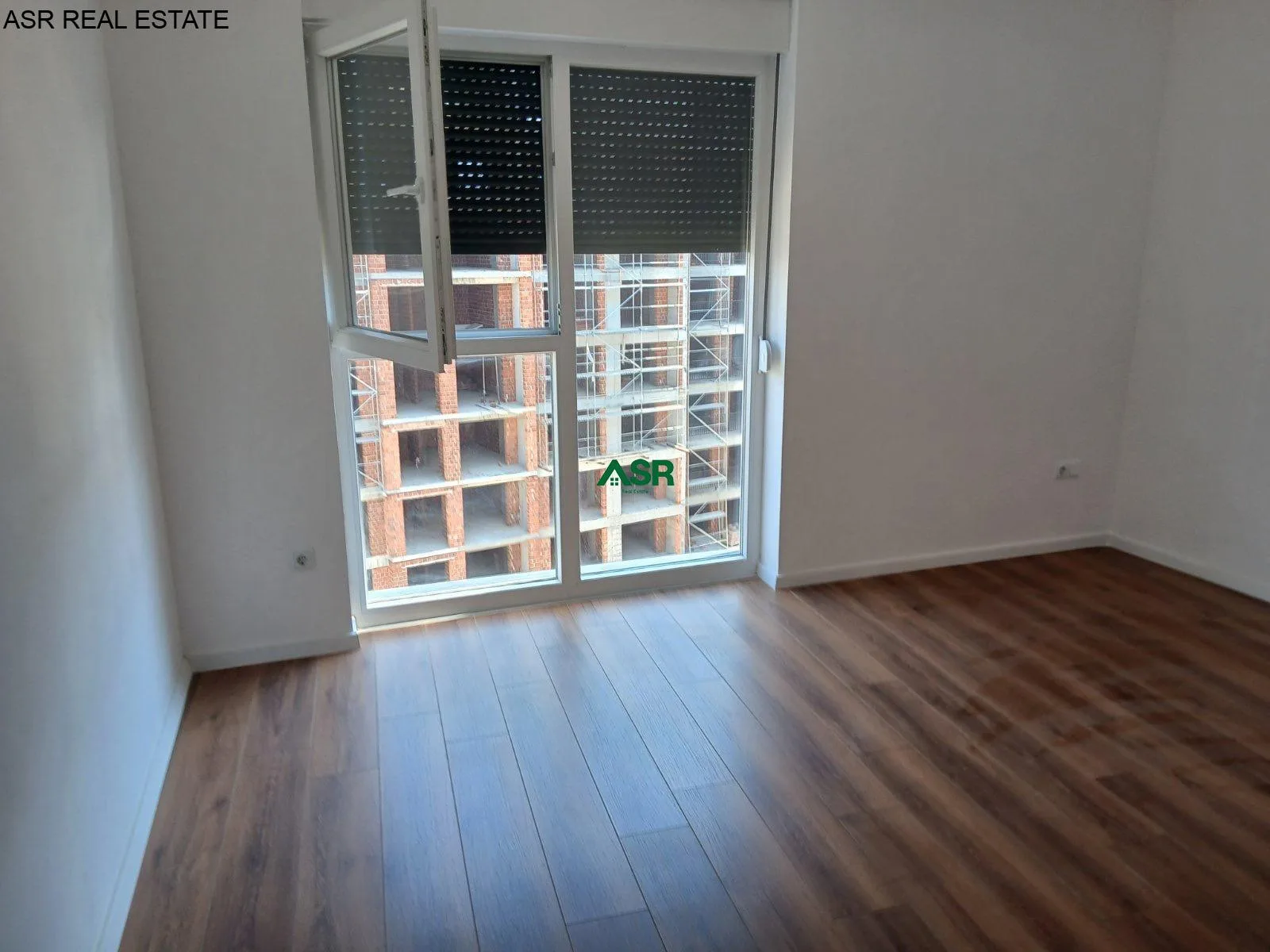 #ID:4464 Banesë 89m2 me #qira në lagjen Prishtina e Re