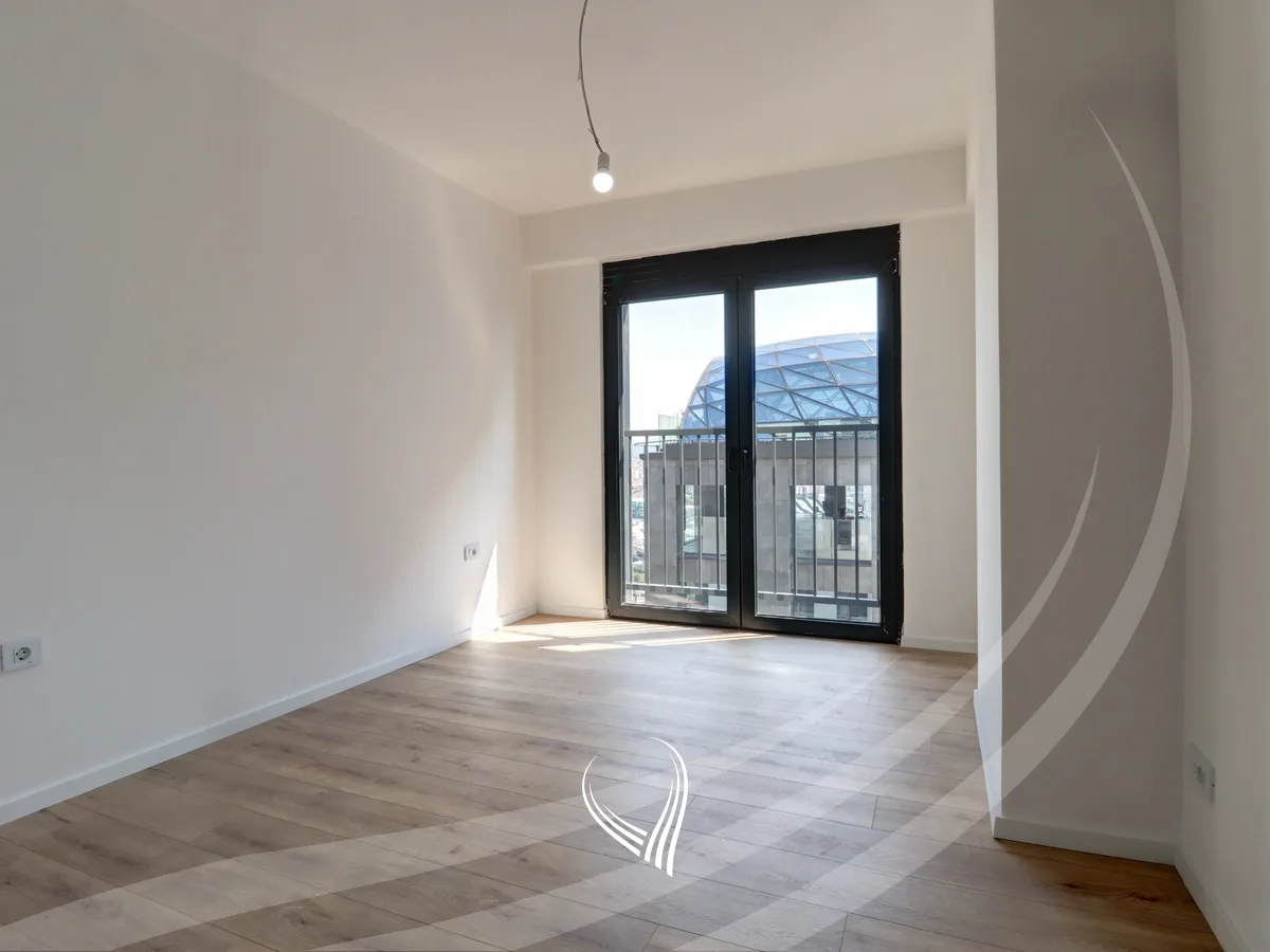Zyre me 3 dhoma pune me qira në lagjen Lakrishtë – Prime Residence 3