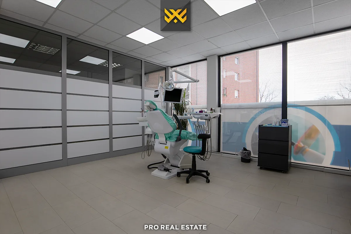 Lokal 128m² për #SHITJE në Lagjen e Spitalit.