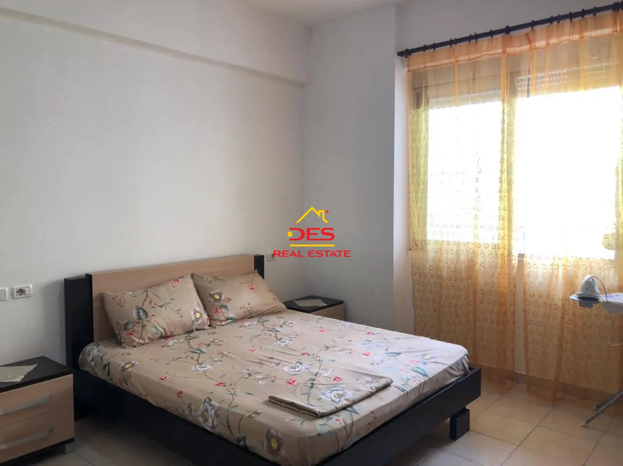 Shitet apartament 1+1 në qëndër,orikum.