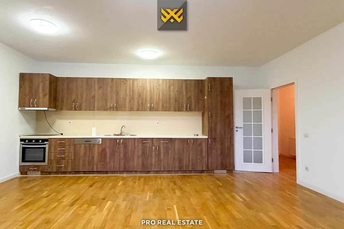 Banesë 105m² me #QIRA në Rrugën C