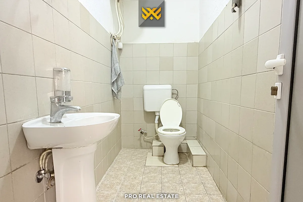 Lokal 125m² me #QIRA në Dragodan