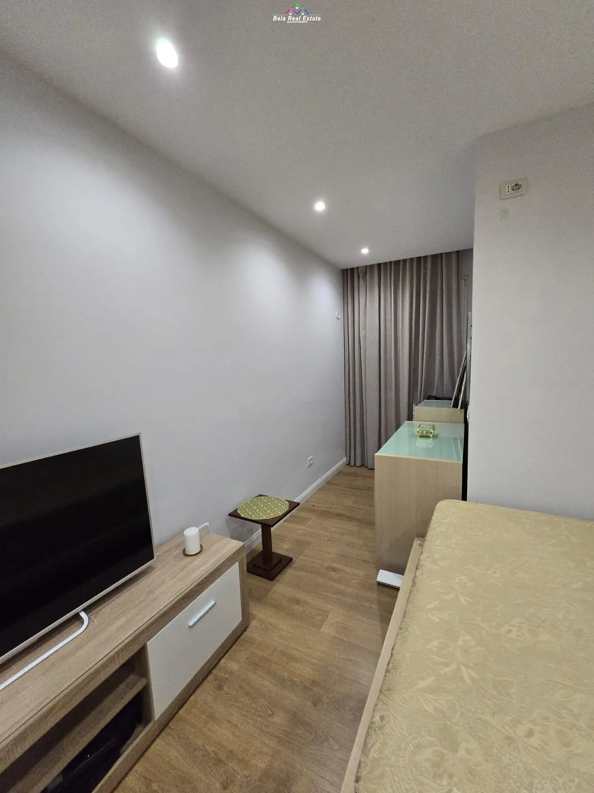Apartament me Qera 2+1 ne Bllok (ID B2201546) Tirane