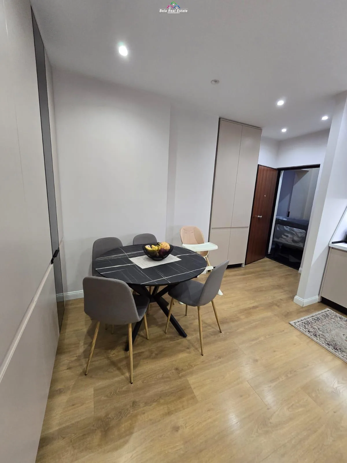 Apartament me Qera 2+1 ne Bllok (ID B2201546) Tirane