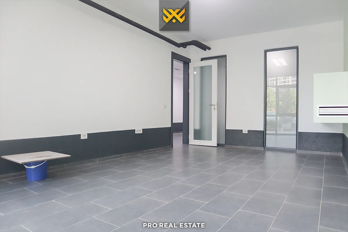 Lokal 124m² Neto për #SHITJE në Lakrishtë