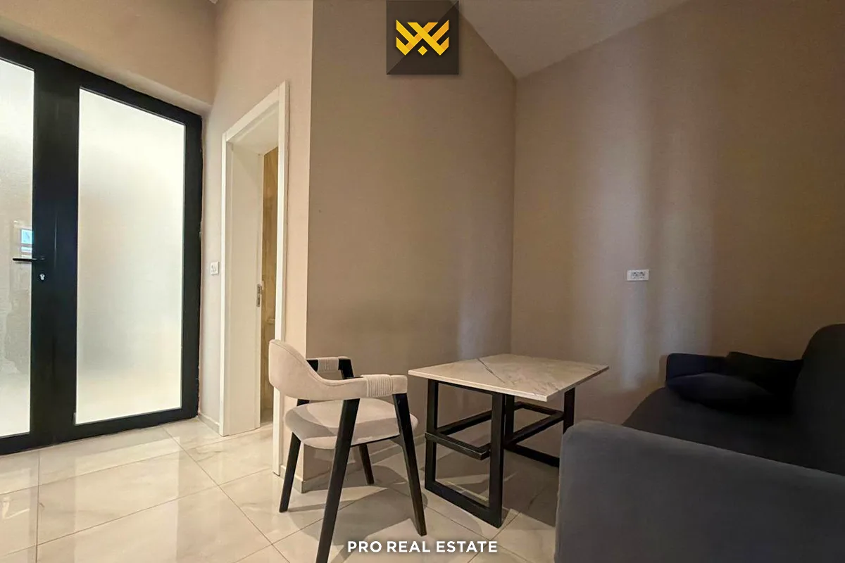Lokal 209.4m² me #QIRA te Rruga C