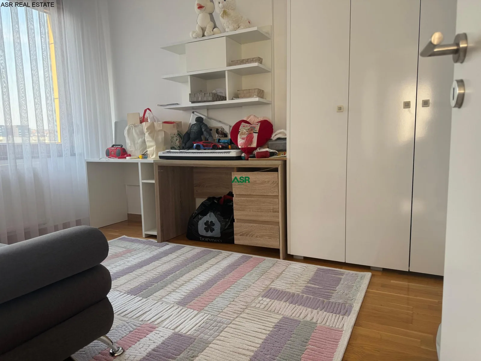 Banese moderne me qira ne Lakrishte Nartel Center