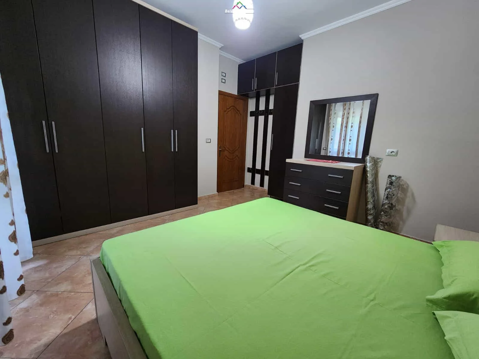 Apartament Me Qera 2+1 Ne Myslym Shyr (ID B2201913) Tirane