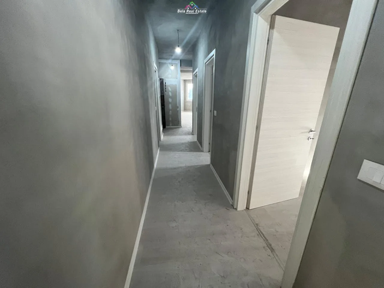 Zyre Me Qera 3+1 Ne Astir (ID BZ2966) Tirane