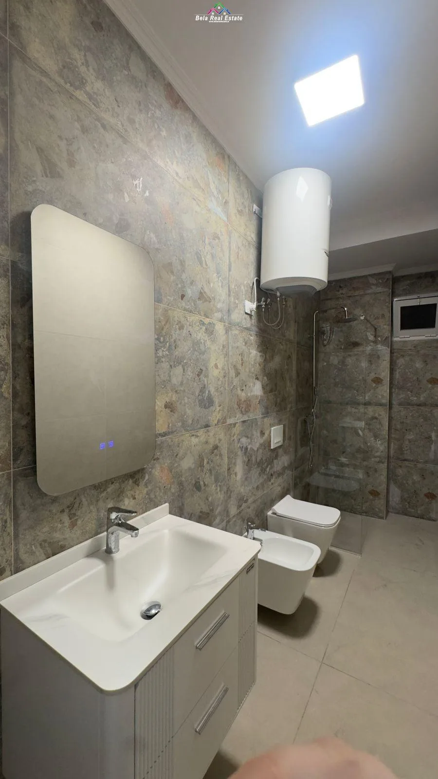 Apartament Me Qera 2+1 Tek 5 Maji (ID B2201893) Tirane