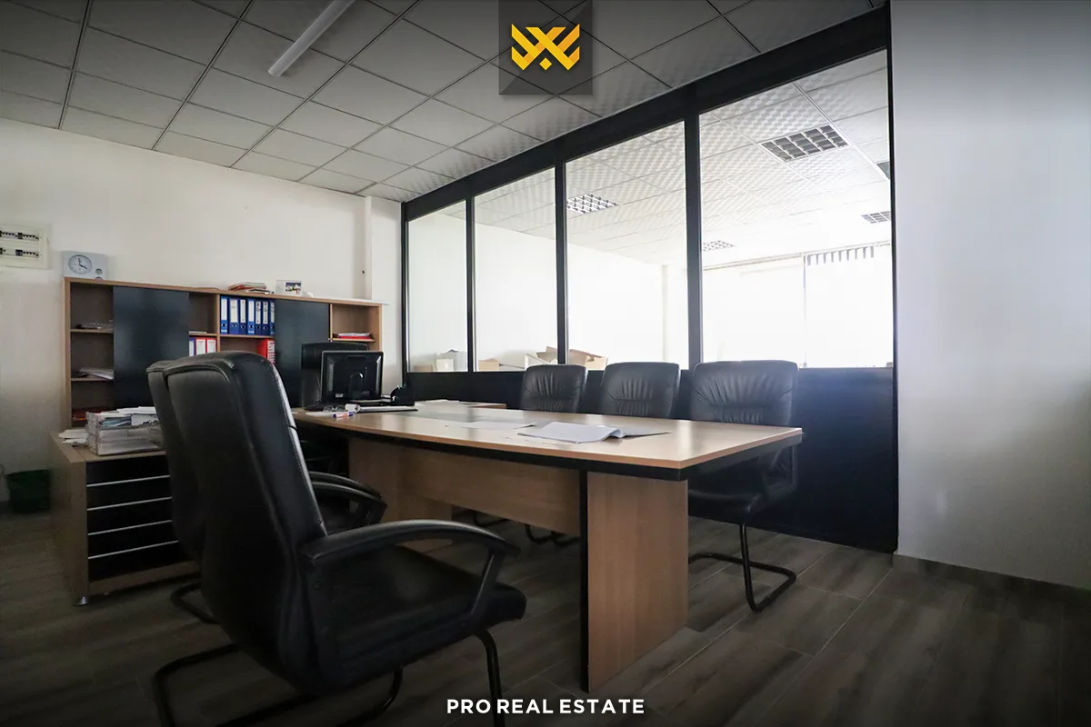 Lokal 185m² për #SHITJE në Lagjen e Muhaxherëve.