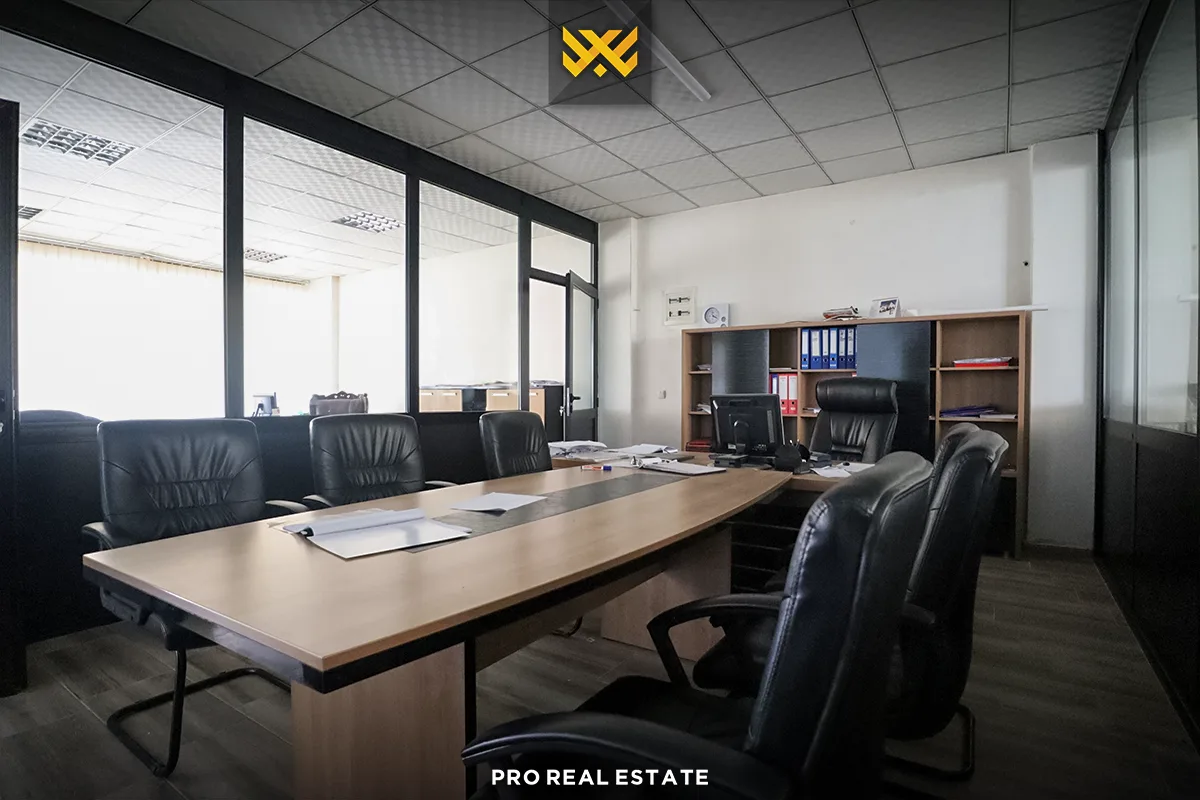 Lokal 185m² për #SHITJE në Lagjen e Muhaxherëve.