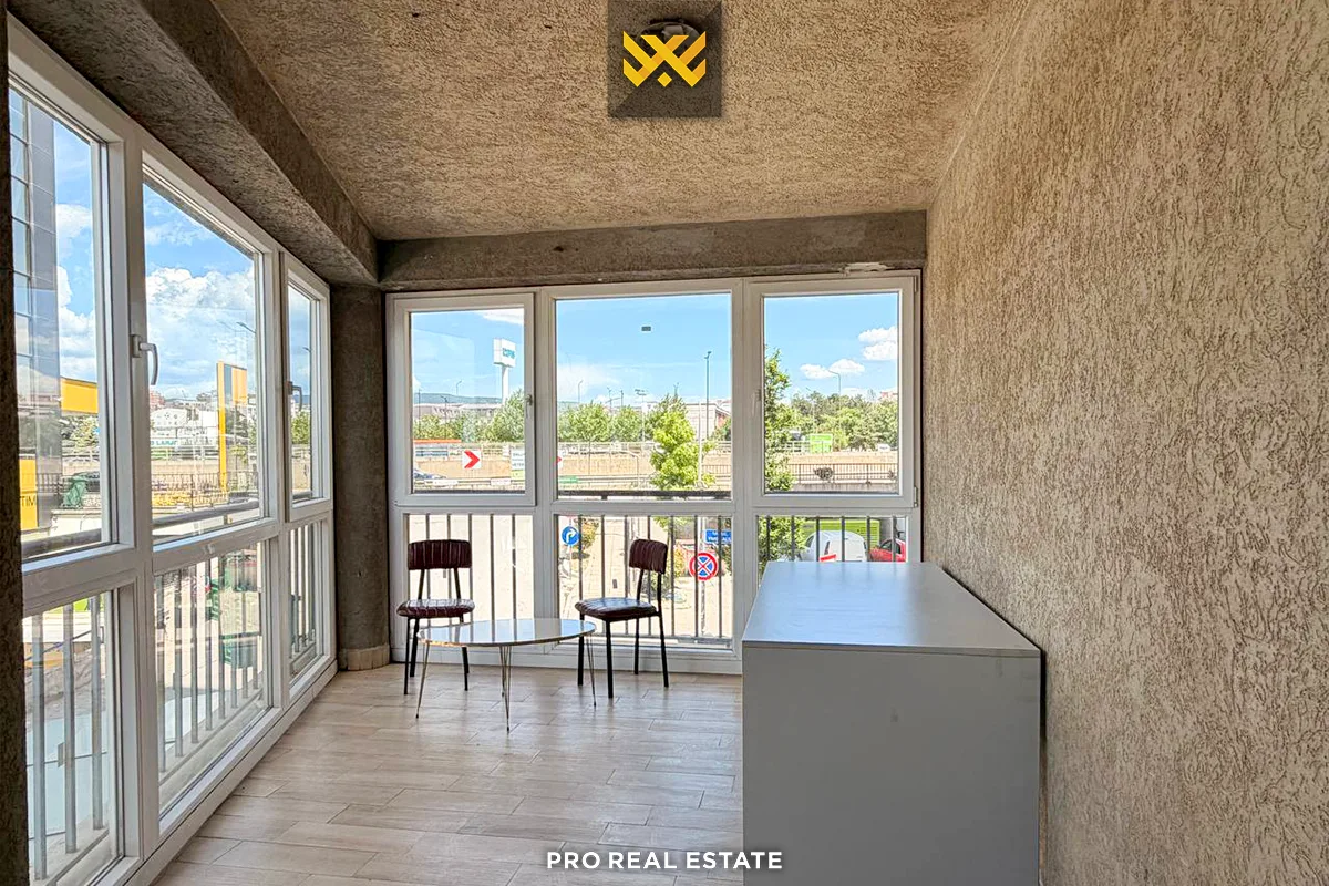 Banesë / Zyrë 140m² me #QIRA në Emshir