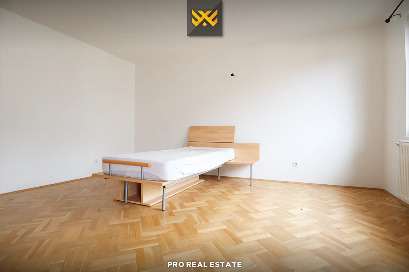 Shtëpi 400m² me #QIRA në Taslixhe