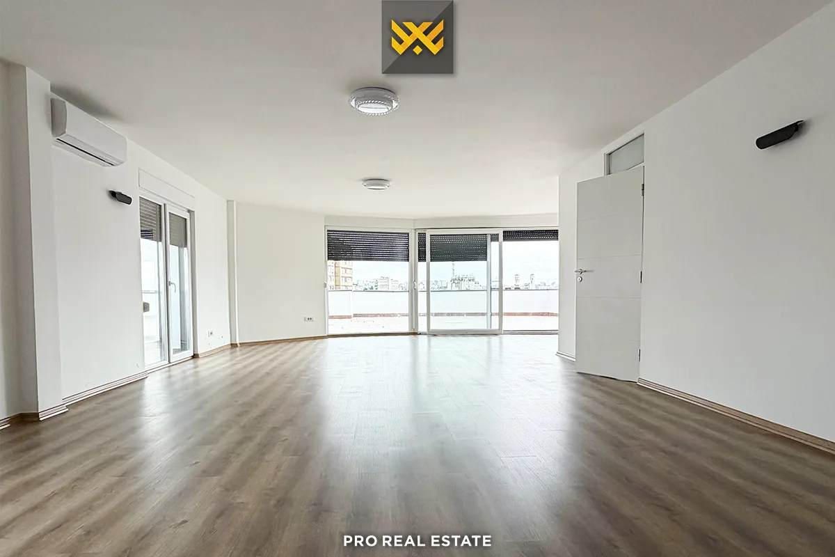 Banesë / Zyrë 320m² + 80m² me #QIRA te Qafa