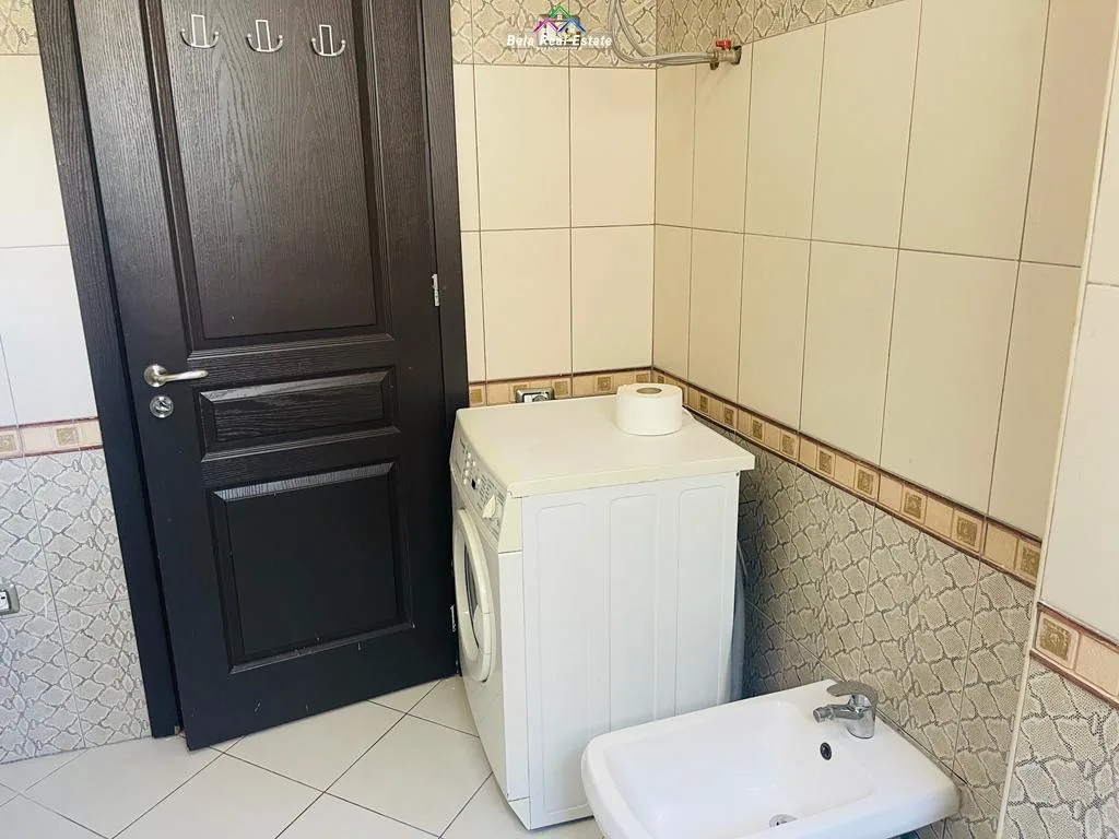 Apartament me qera 2+1 prane Pallatit te Brigadave (ID B220411) Tirane