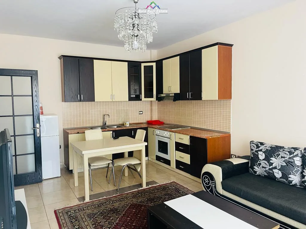 Apartament me qera 2+1 prane Pallatit te Brigadave (ID B220411) Tirane